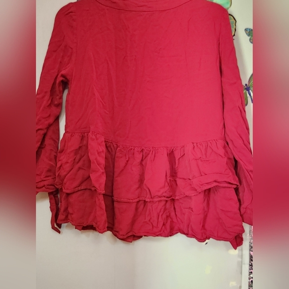 Women's Solid Color V Neck Long Sleeve Shirt with Ruffle Hem - Picture 5 of 5